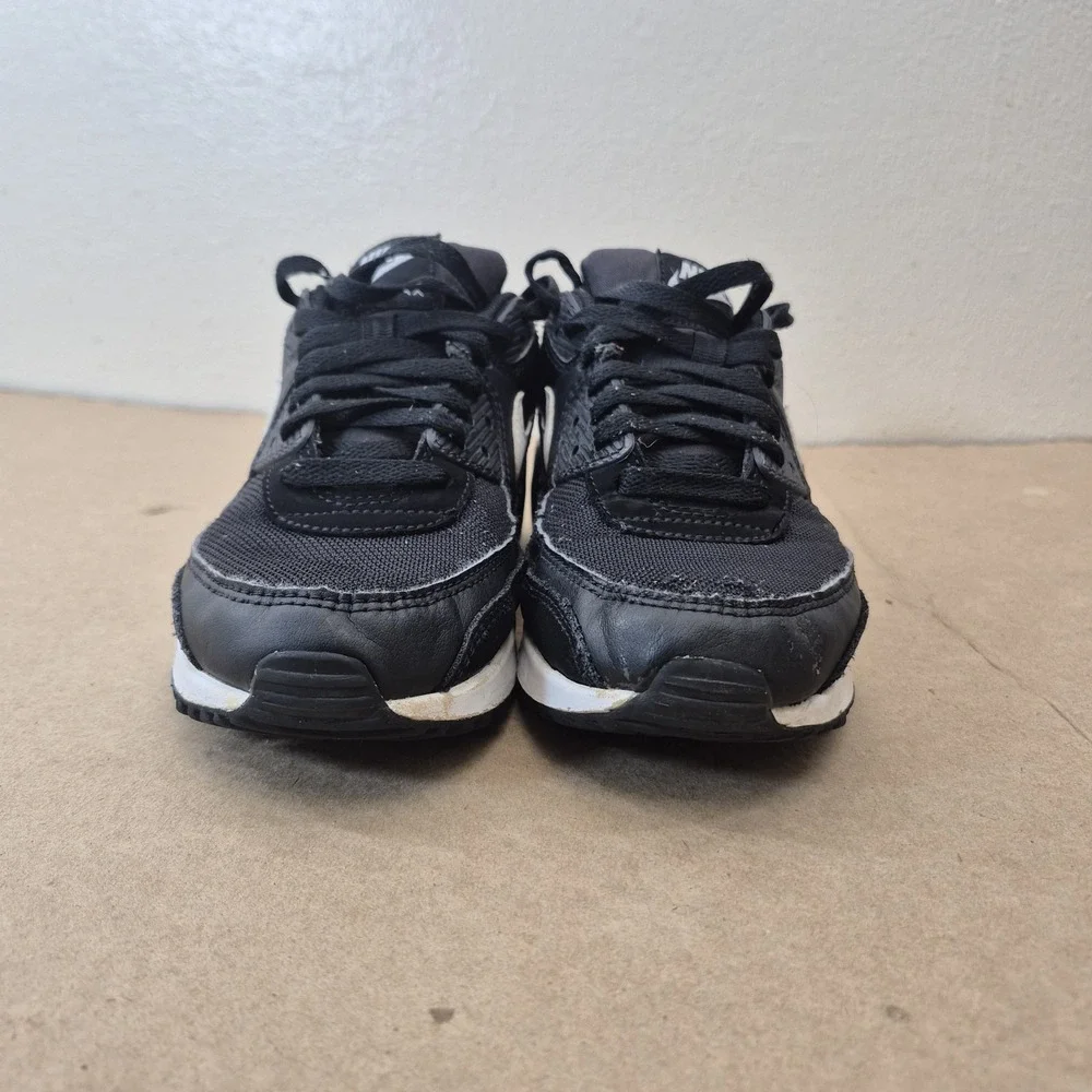Size 8.5 • Nike Air Max 90 Black / White Women's Sneakers CQ2560-001‎
